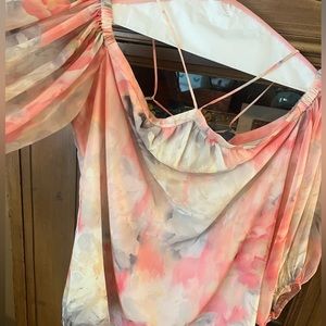 White House Black Market beautiful dress blouse in new condition.